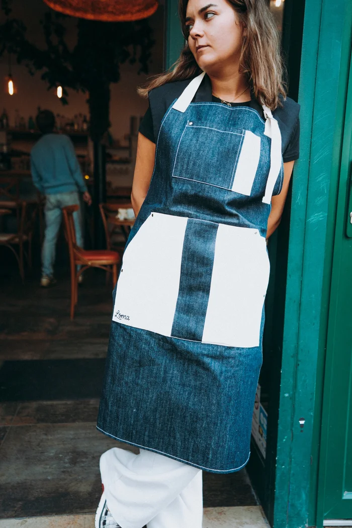 loma-tablier-denim-ines-700px